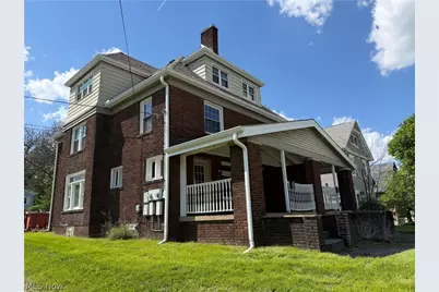 160 Hager Street, Hubbard, OH 44425 - Photo 2