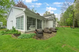 7749 Silver Fox Dr, Youngstown, OH 44512 - Photo 4