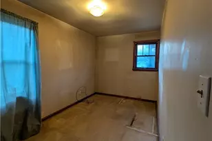 433 Allenford St, Akron, OH 44314 - Photo 6