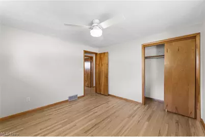 4561 Newbury Drive, Vermilion, OH 44089 - Photo 8