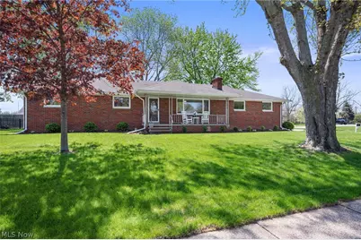 4561 Newbury Drive, Vermilion, OH 44089 - Photo 1