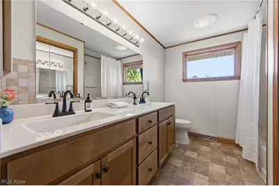4561 Newbury Drive, Vermilion, OH 44089 - Photo 18