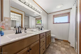 4561 Newbury Dr, Vermilion, OH 44089 - Photo 18