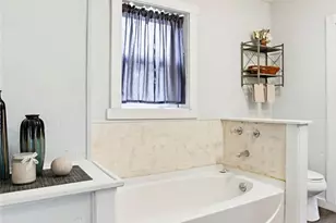 102 E Brookside Ave, Akron, OH 44301 - Photo 22