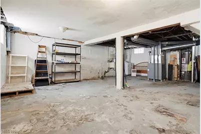 102 E Brookside Avenue, Akron, OH 44301 - Photo 26