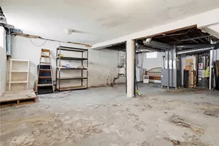 102 E Brookside Ave, Akron, OH 44301 - Photo 26
