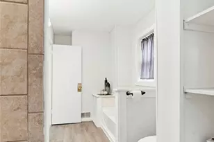 102 E Brookside Ave, Akron, OH 44301 - Photo 20