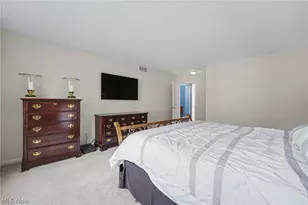 959 Grandview Ln, Aurora, OH 44202 - Photo 16
