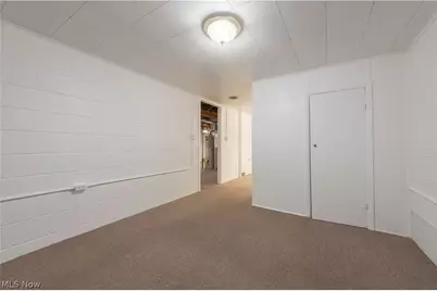 4499 Colorado Avenue, Sheffield Village, OH 44054 - Photo 32