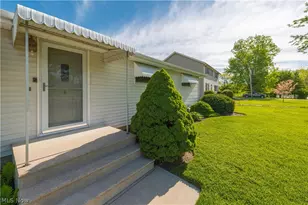 4499 Colorado Ave, Sheffield Village, OH 44054 - Photo 4