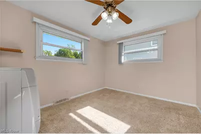 4499 Colorado Avenue, Sheffield Village, OH 44054 - Photo 20