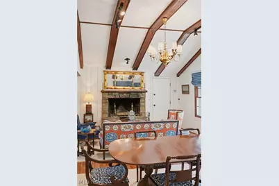 8374 Lucerne Drive, Chagrin Falls, OH 44023 - Photo 4