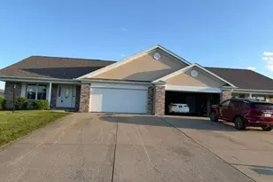 51986 Blue Spruce Dr, St Clairsville, OH 43950 - Photo 2