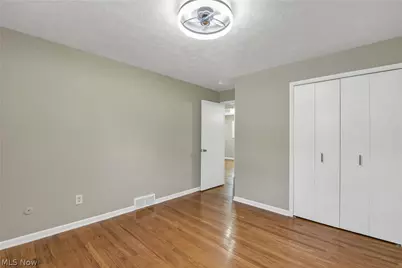24420 S Oxford Oval, North Olmsted, OH 44070 - Photo 26