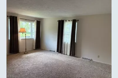 852 Manitou Avenue, Akron, OH 44305 - Photo 10