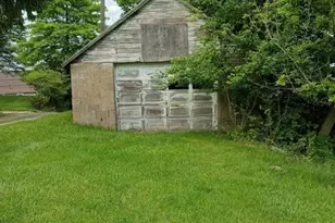 608 McCready Ave, Cadiz, OH 43907 - Photo 6