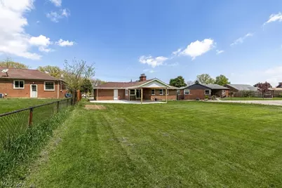 96 E Ridgewood Drive, Green Hills, OH 44131 - Photo 24