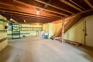 13665 Clover Lake Dr, Chardon, OH 44024 - Photo 32