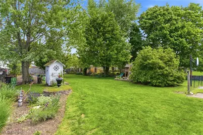 225 Woodward Street, Bellevue, OH 44811 - Photo 44