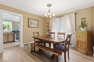 225 Woodward St, Bellevue, OH 44811 - Photo 12