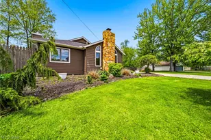 2013 Deerfield Dr, Ashtabula, OH 44004 - Photo 4