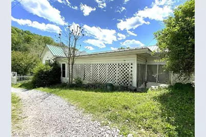2174 Middle Fork Road, Reedy, WV 25270 - Photo 36