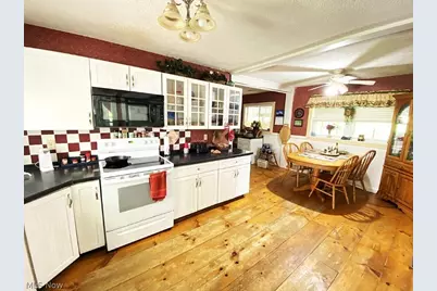 2174 Middle Fork Road, Reedy, WV 25270 - Photo 18