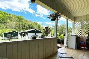 2174 Middle Fork Rd, Reedy, WV 25270 - Photo 10