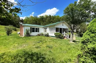 2174 Middle Fork Rd, Reedy, WV 25270 - Photo 2