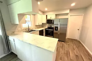 4088 Lynwood, Kent, OH 44240 - Photo 6