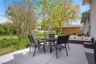 5609 Pinnacle Park Dr, Green Hills, OH 44131 - Photo 26
