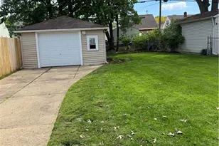 2923 Lucerne Ave, Parma, OH 44134 - Photo 16