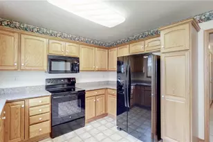 3500 River Rock Dr, Cuyahoga Falls, OH 44223 - Photo 12