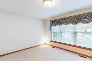 3500 River Rock Dr, Cuyahoga Falls, OH 44223 - Photo 8