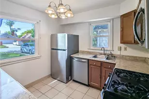 4135 Eastway Rd, Loveland, OH 44121 - Photo 10