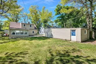 4135 Eastway Rd, Loveland, OH 44121 - Photo 8