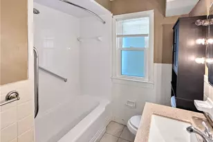 4135 Eastway Rd, Loveland, OH 44121 - Photo 12
