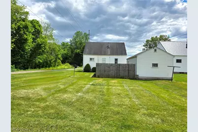 1104 Cassingham Avenue, Coshocton, OH 43812 - Photo 24