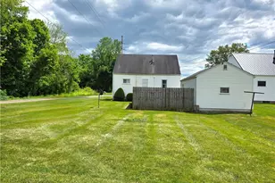1104 Cassingham Ave, Coshocton, OH 43812 - Photo 24