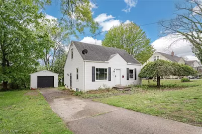 106 E Dresden Avenue, Akron, OH 44301 - Photo 2