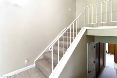 18251 Glencreek Lane, Strongsville, OH 44136 - Photo 10