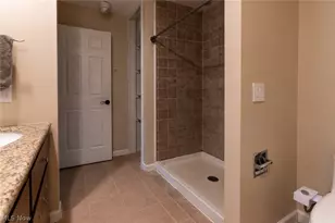 18251 Glencreek Ln, Strongsville, OH 44136 - Photo 12