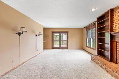 461 Farr Avenue, Wadsworth, OH 44281 - Photo 18