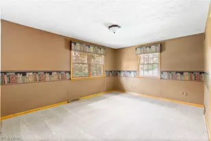 461 Farr Ave, Wadsworth, OH 44281 - Photo 24