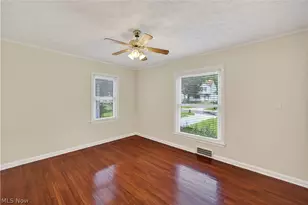 1274 Dorsh Rd, South Euclid, OH 44121 - Photo 16