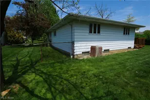 9307 Munich Dr, Parma, OH 44130 - Photo 50