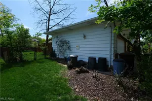 9307 Munich Dr, Parma, OH 44130 - Photo 42