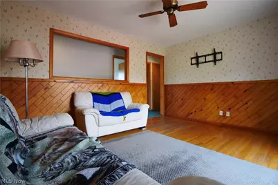 9307 Munich Drive, Parma, OH 44130 - Photo 22