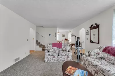 5295 Broadway, Lorain, OH 44052 - Photo 4
