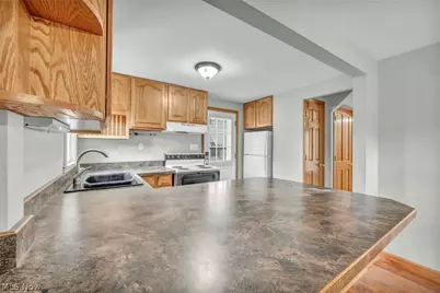 228 Sanford Street, Ravenna, OH 44266 - Photo 16